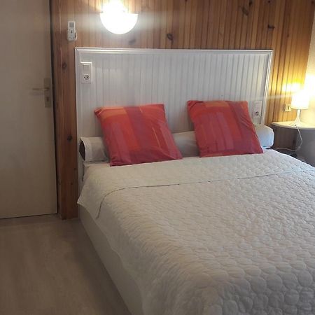 ホテル Chez Cecile モルナス エクステリア 写真