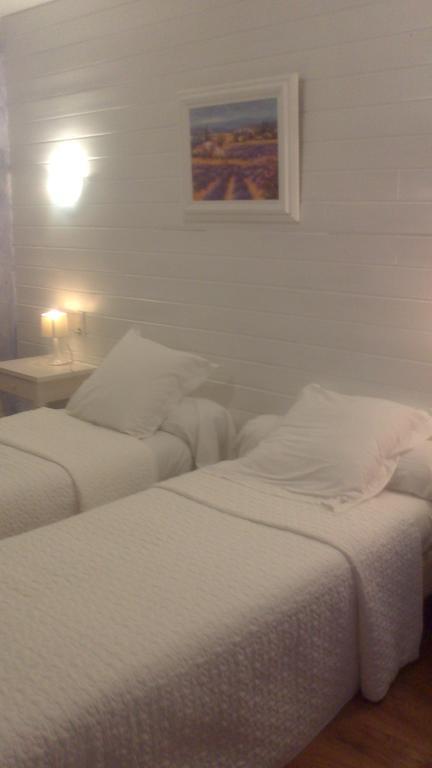 ホテル Chez Cecile モルナス 部屋 写真